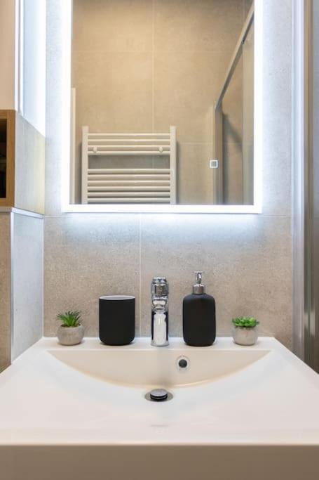 Flat4Us#Cozy#Freeparking#5People Apartment ซาเกร็บ ภายนอก รูปภาพ