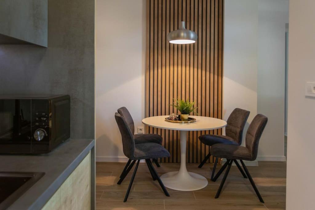 Flat4Us#Cozy#Freeparking#5People Apartment ซาเกร็บ ภายนอก รูปภาพ
