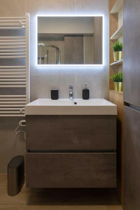 Flat4Us#Cozy#Freeparking#5People Apartment ซาเกร็บ ภายนอก รูปภาพ